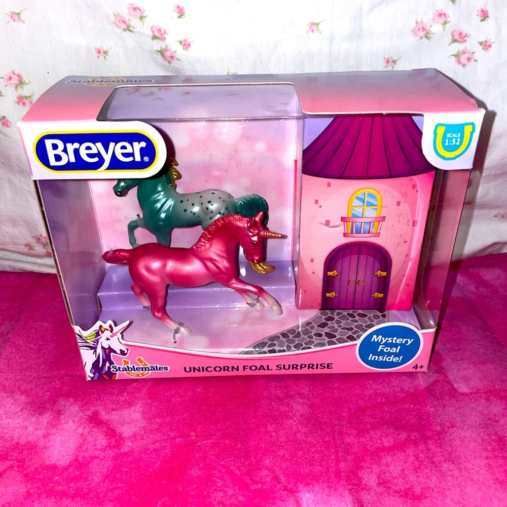 Breyer Unicorn Foal Surprise Stablemates